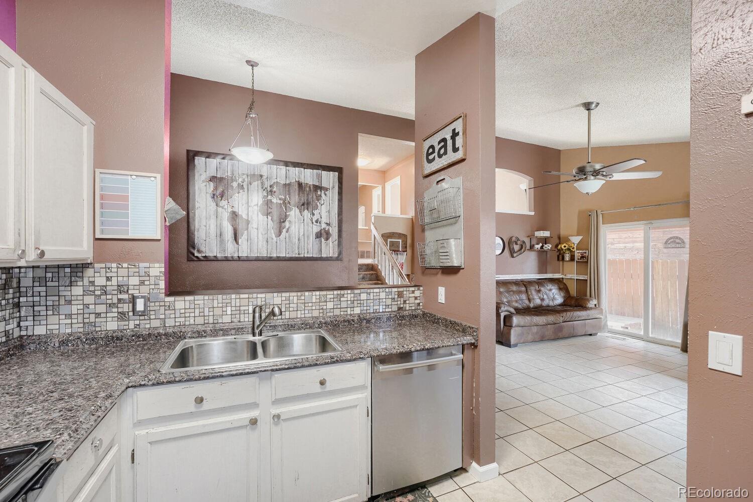 MLS Image #7 for 19073 e 16th avenue,aurora, Colorado