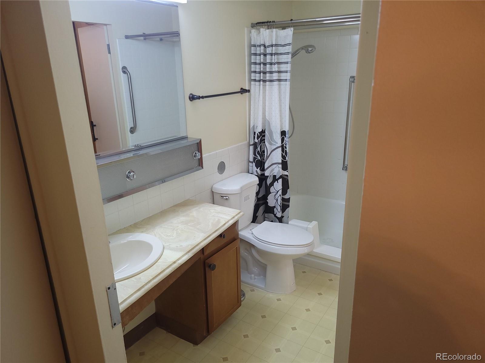 MLS Image #2 for 745 s alton way,denver, Colorado