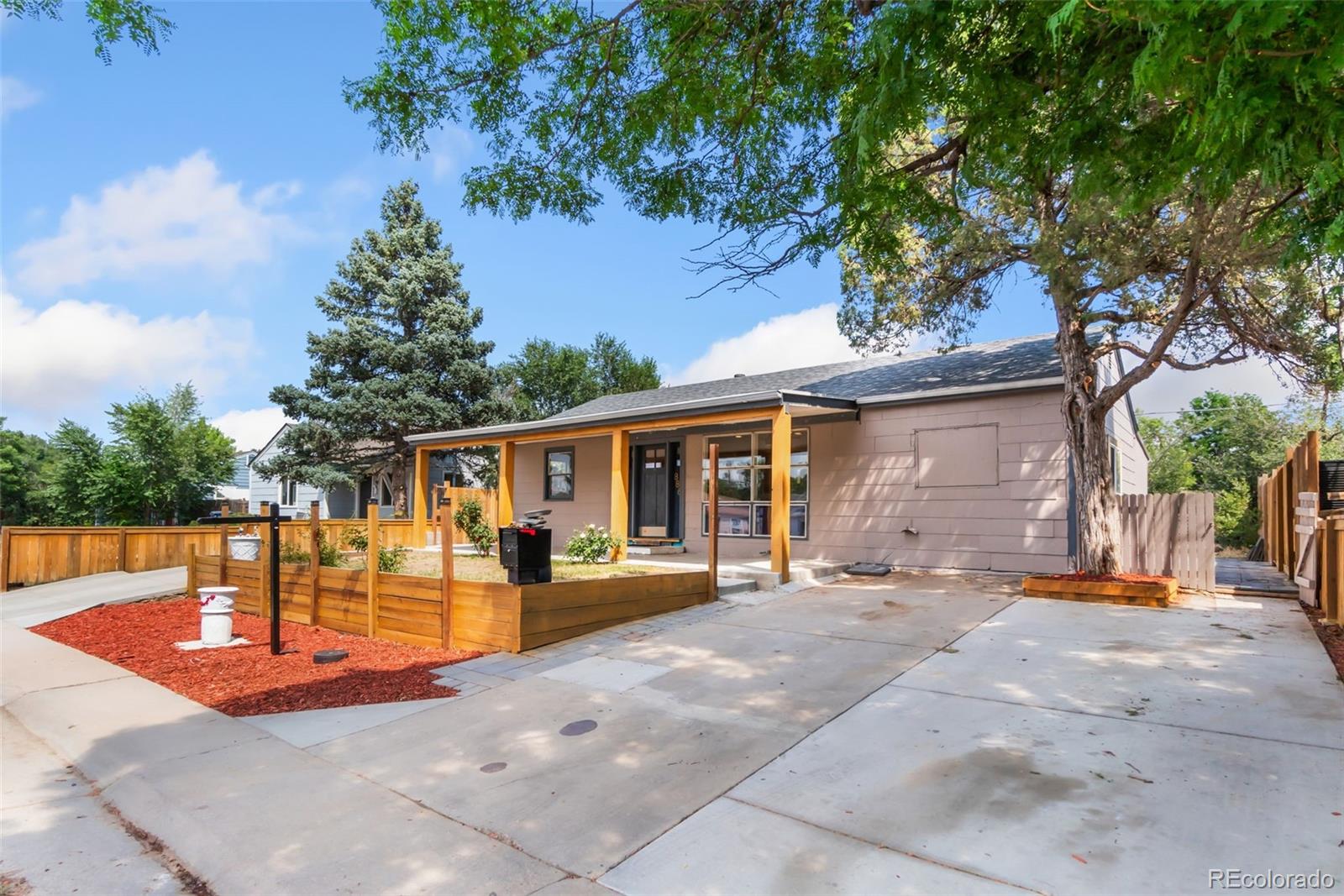 MLS Image #1 for 886  kingston street,aurora, Colorado