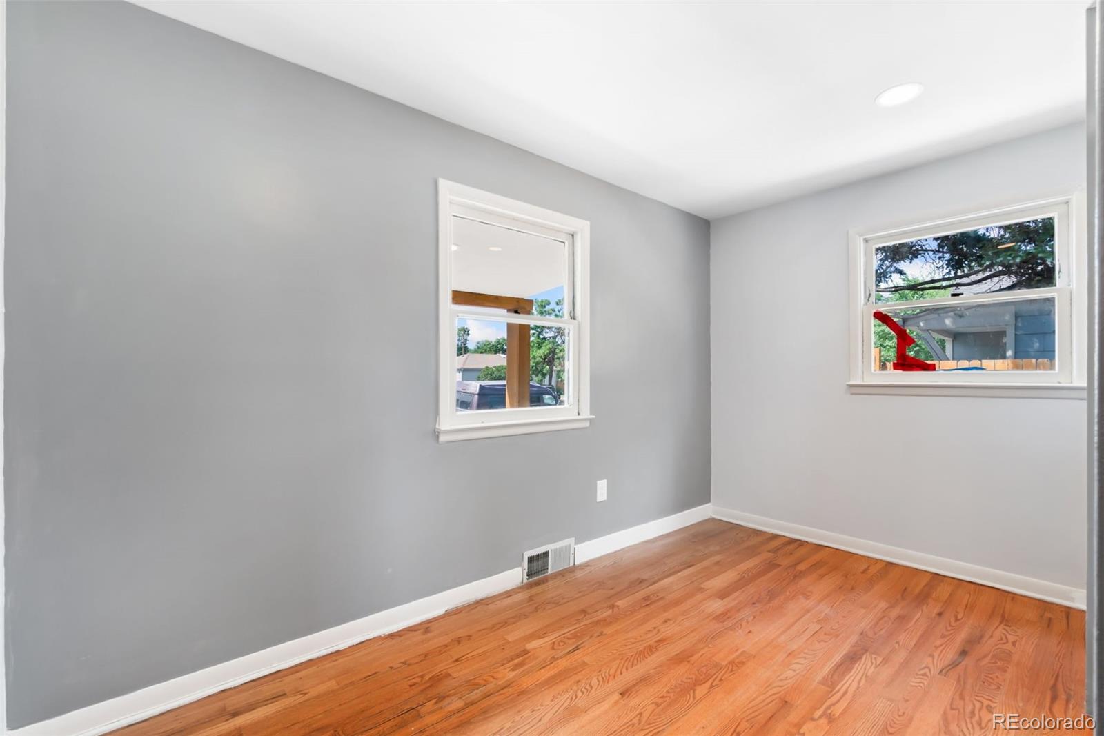MLS Image #10 for 886  kingston street,aurora, Colorado