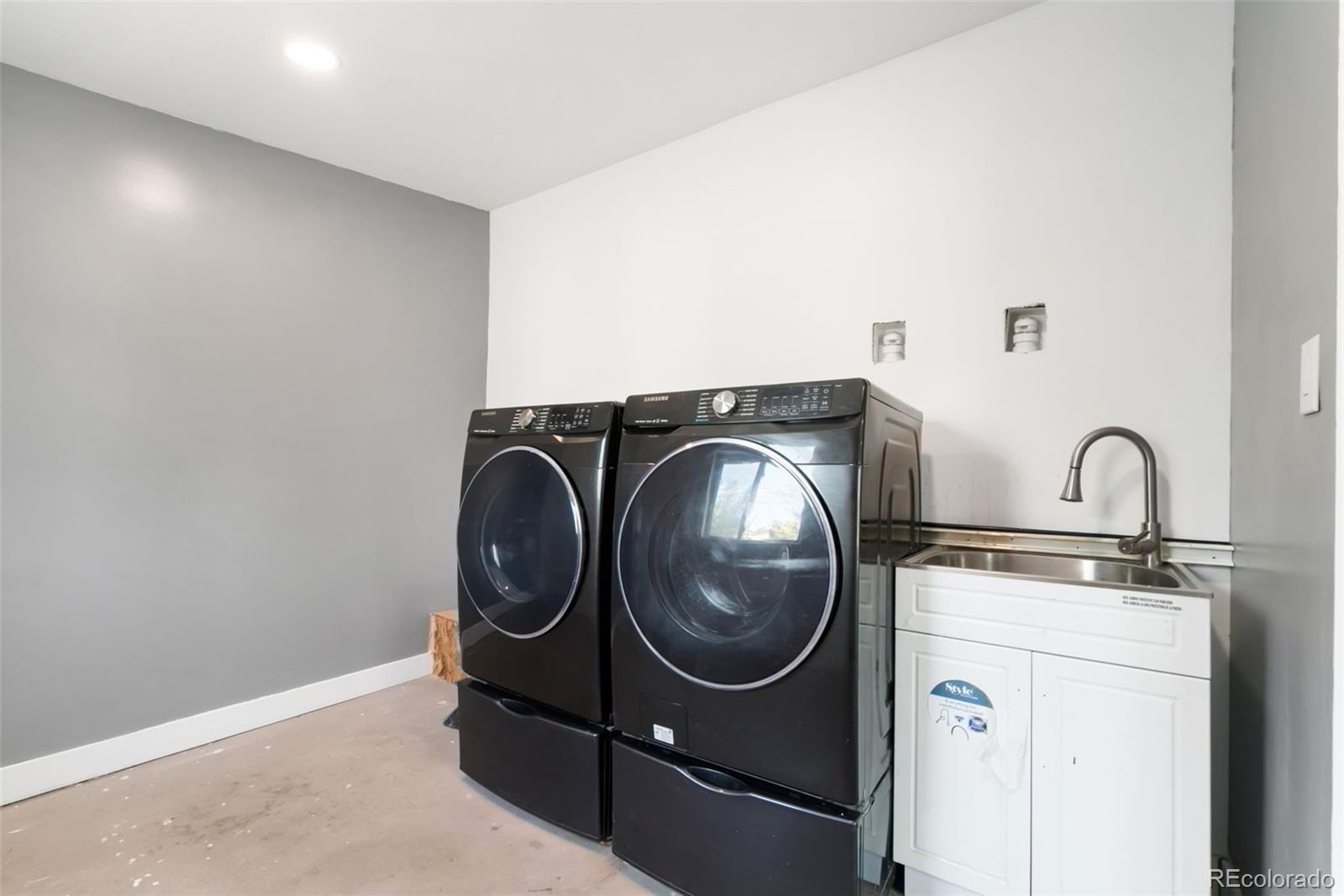 MLS Image #15 for 886  kingston street,aurora, Colorado