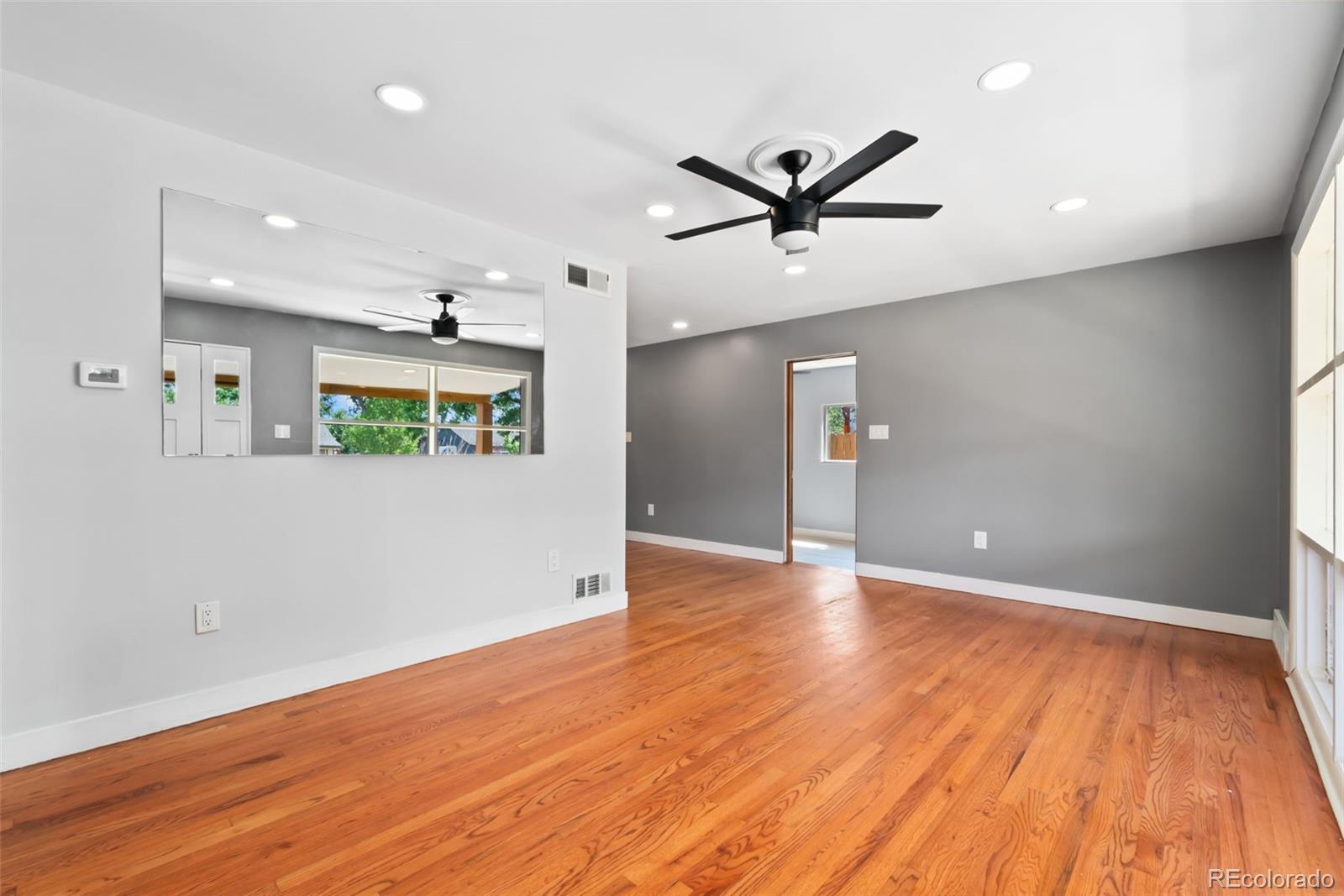 MLS Image #4 for 886  kingston street,aurora, Colorado