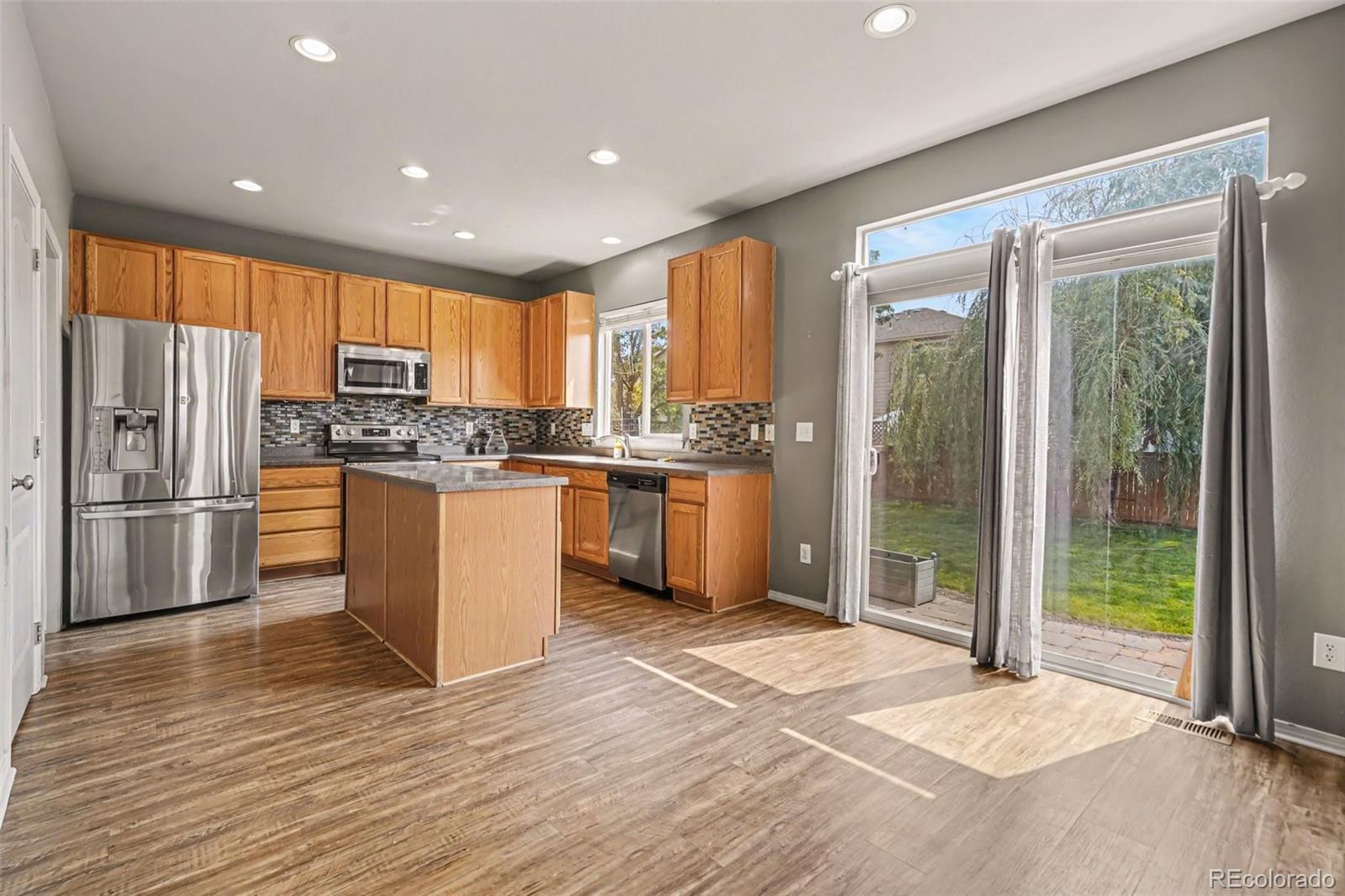 MLS Image #10 for 12138  kittredge street,commerce city, Colorado