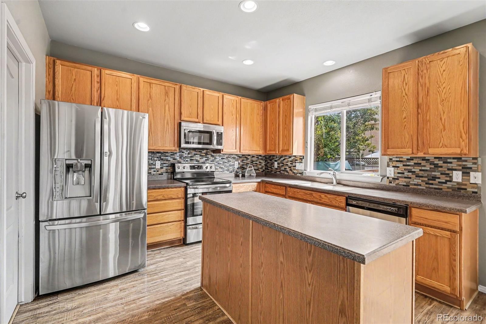 MLS Image #12 for 12138  kittredge street,commerce city, Colorado