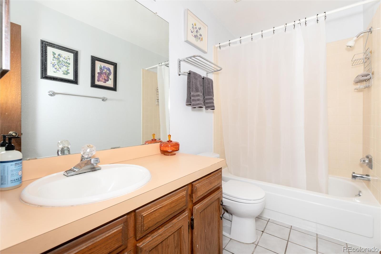 MLS Image #27 for 18396 e berry drive,centennial, Colorado