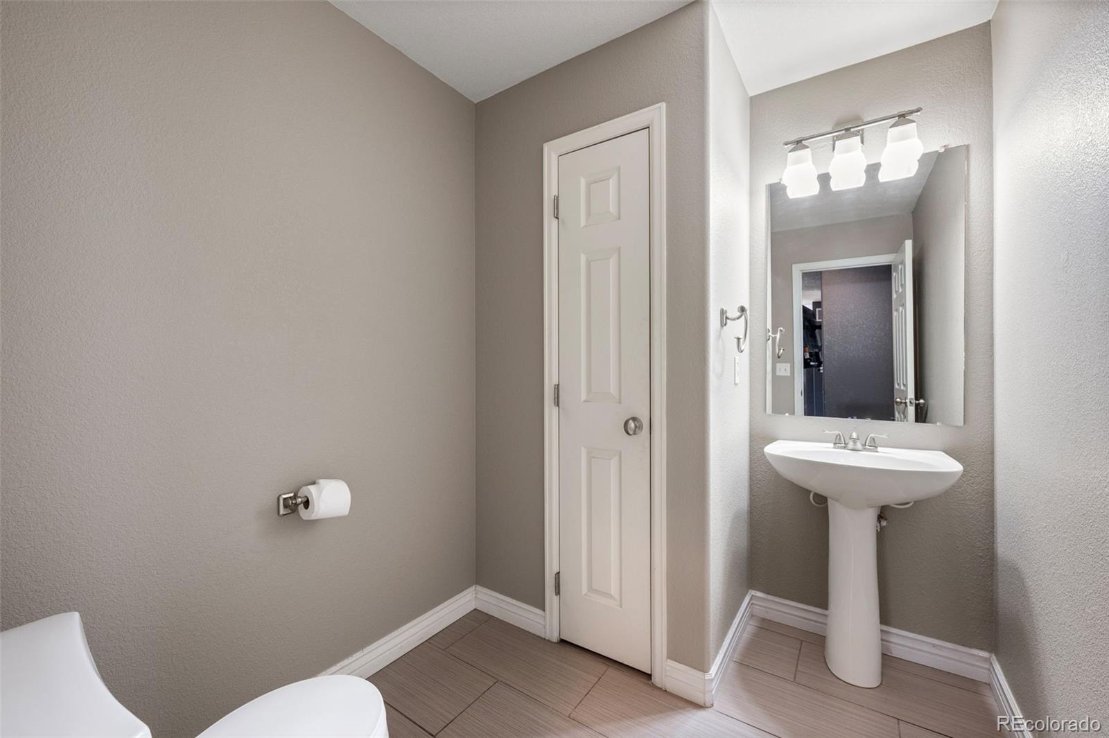 MLS Image #21 for 3682 e 92nd place,thornton, Colorado