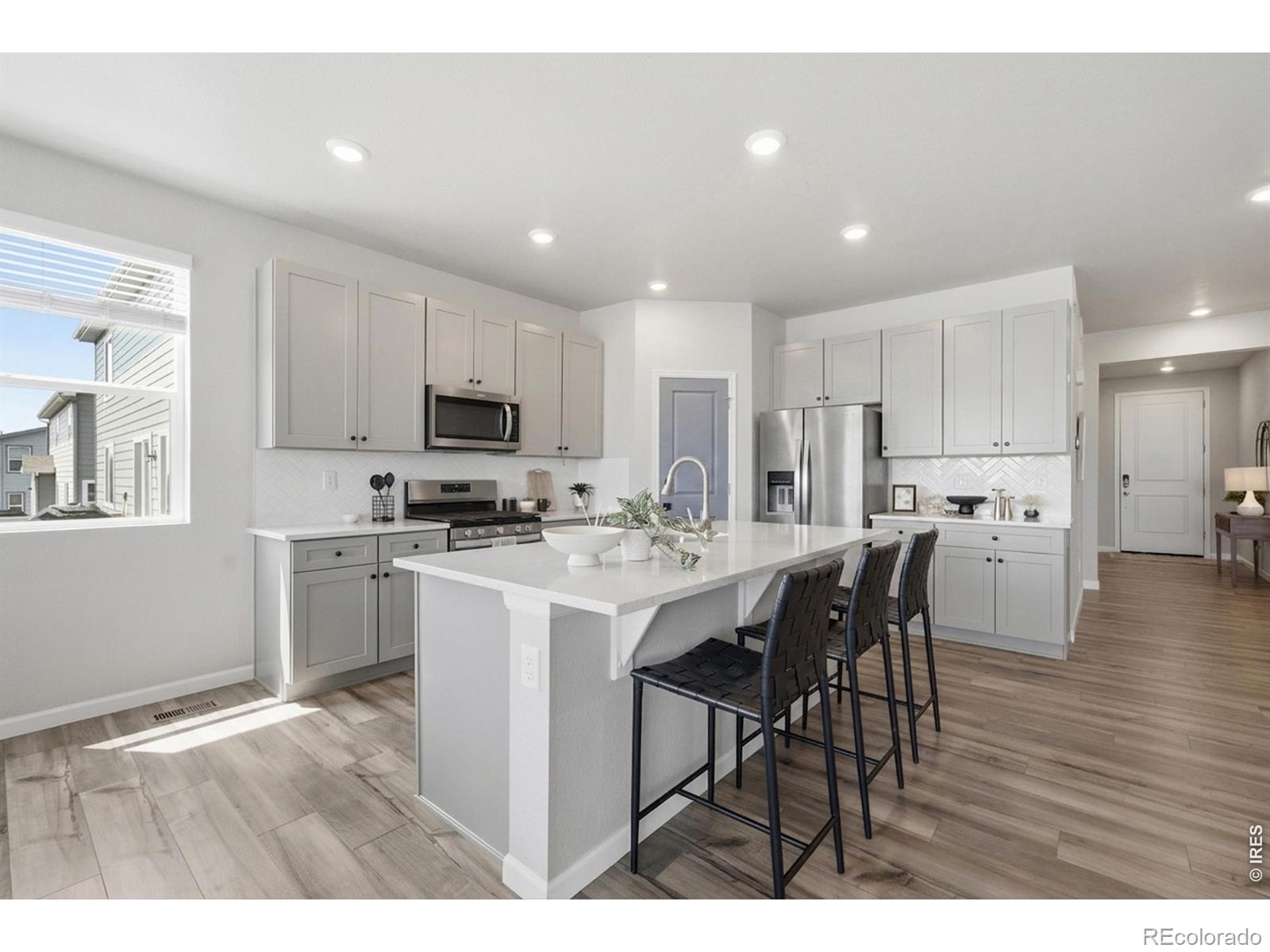 MLS Image #14 for 320  elbert street,johnstown, Colorado