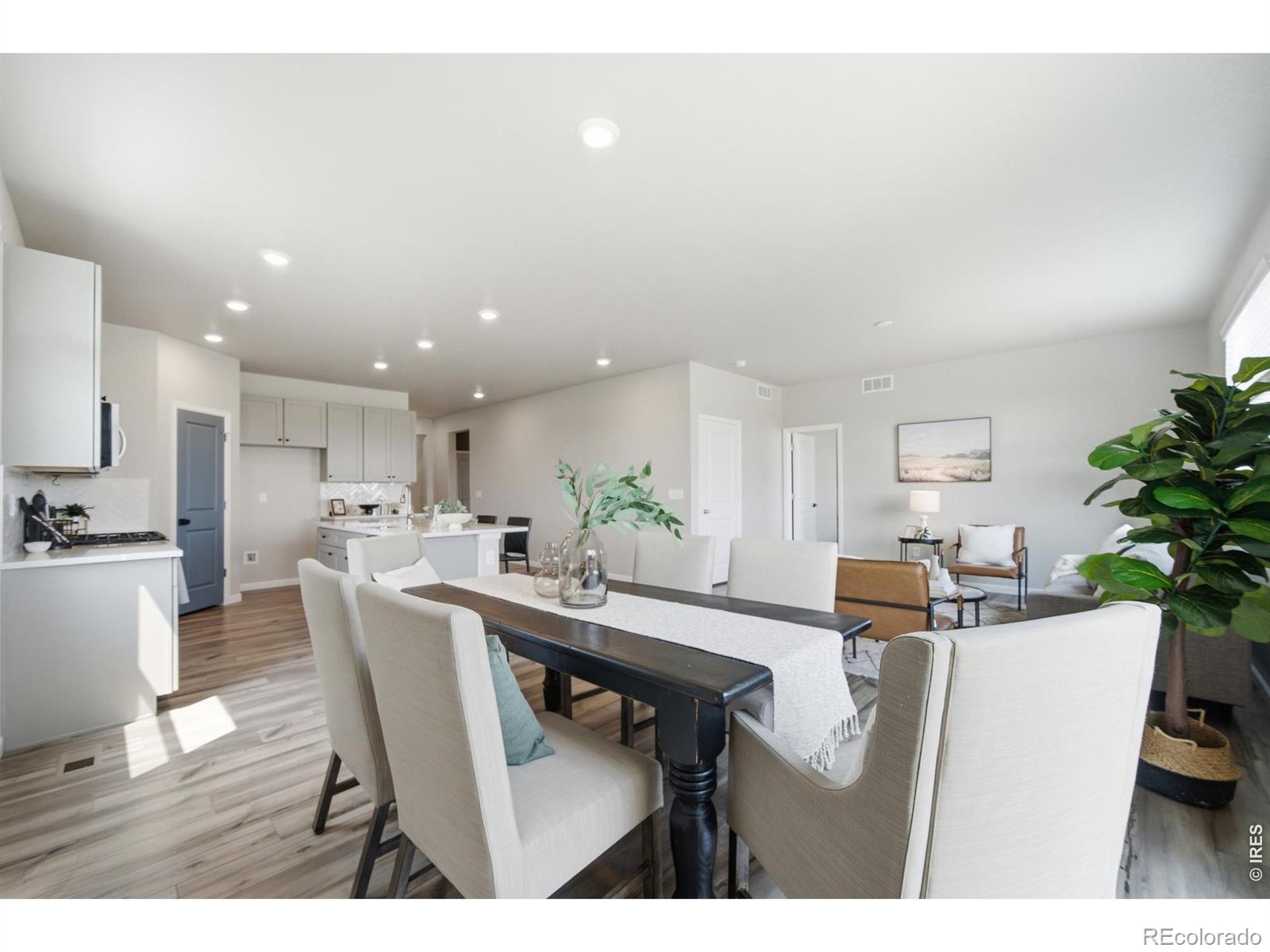 MLS Image #16 for 320  elbert street,johnstown, Colorado