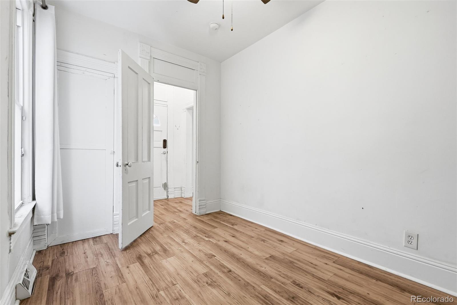 MLS Image #11 for 3251  lawrence street,denver, Colorado