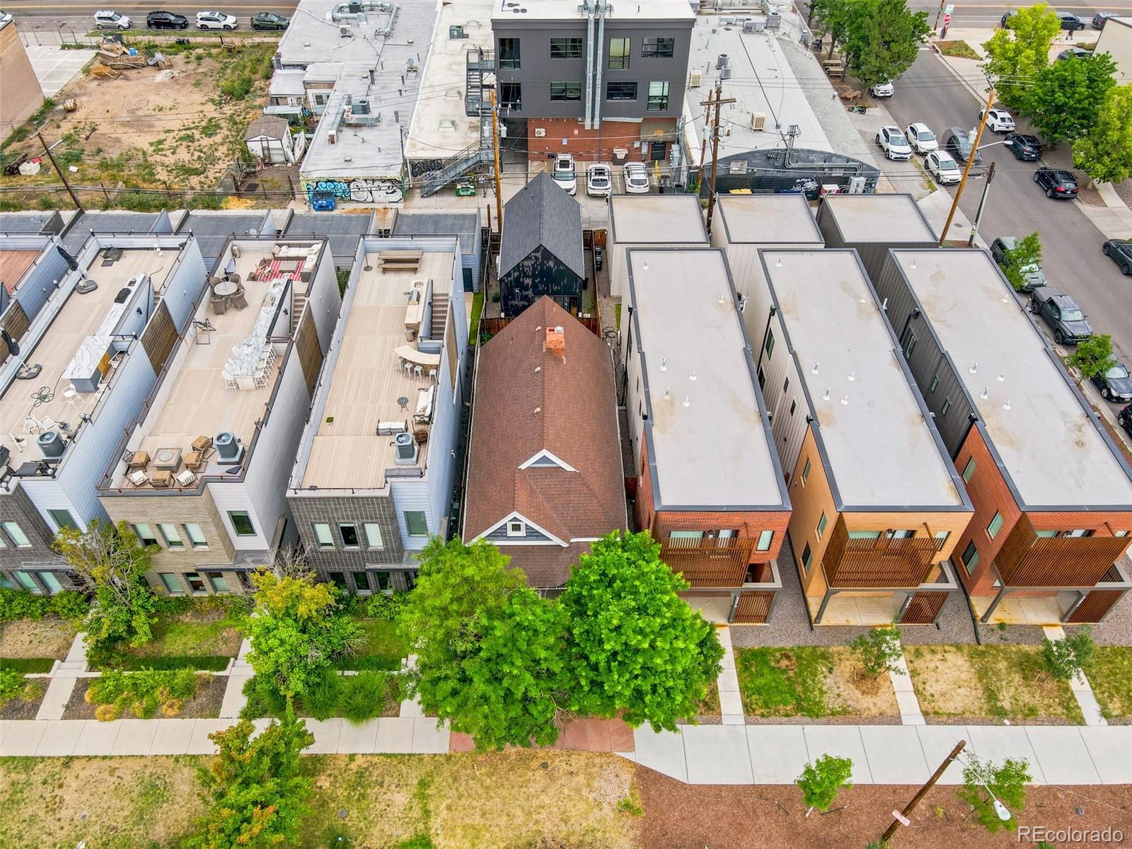 MLS Image #28 for 3251  lawrence street,denver, Colorado