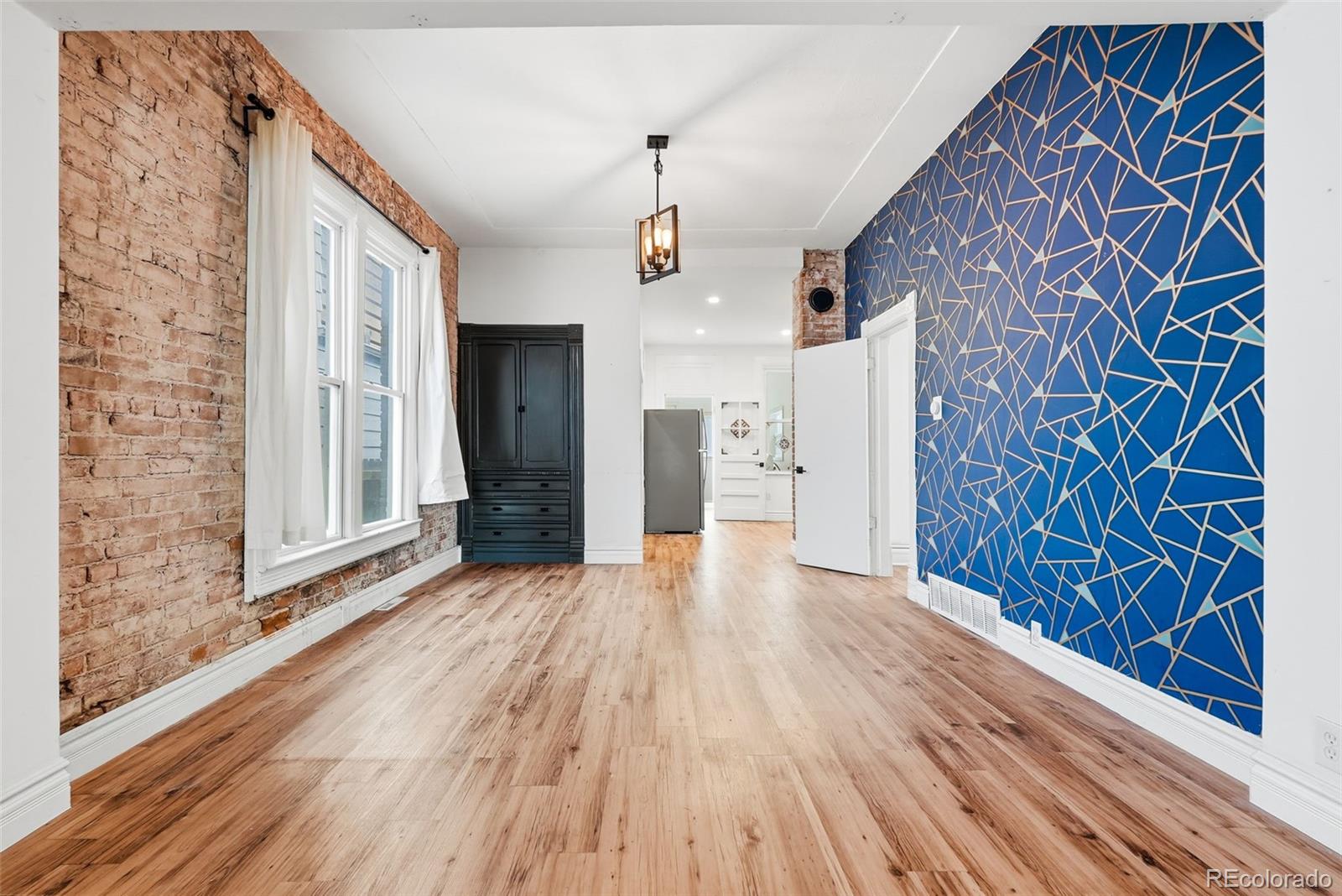 MLS Image #9 for 3251  lawrence street,denver, Colorado