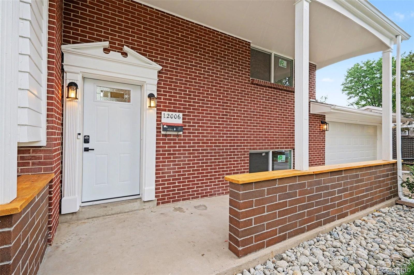 MLS Image #3 for 12006 e arizona drive,aurora, Colorado