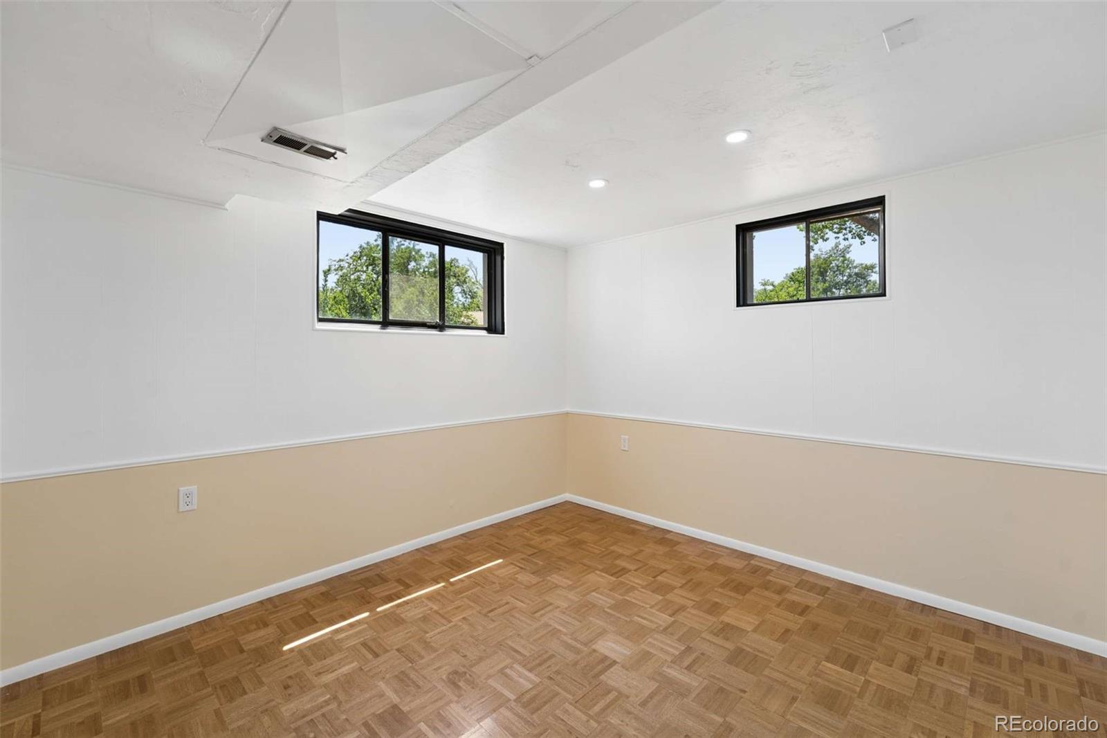 MLS Image #38 for 959 s swadley street,denver, Colorado