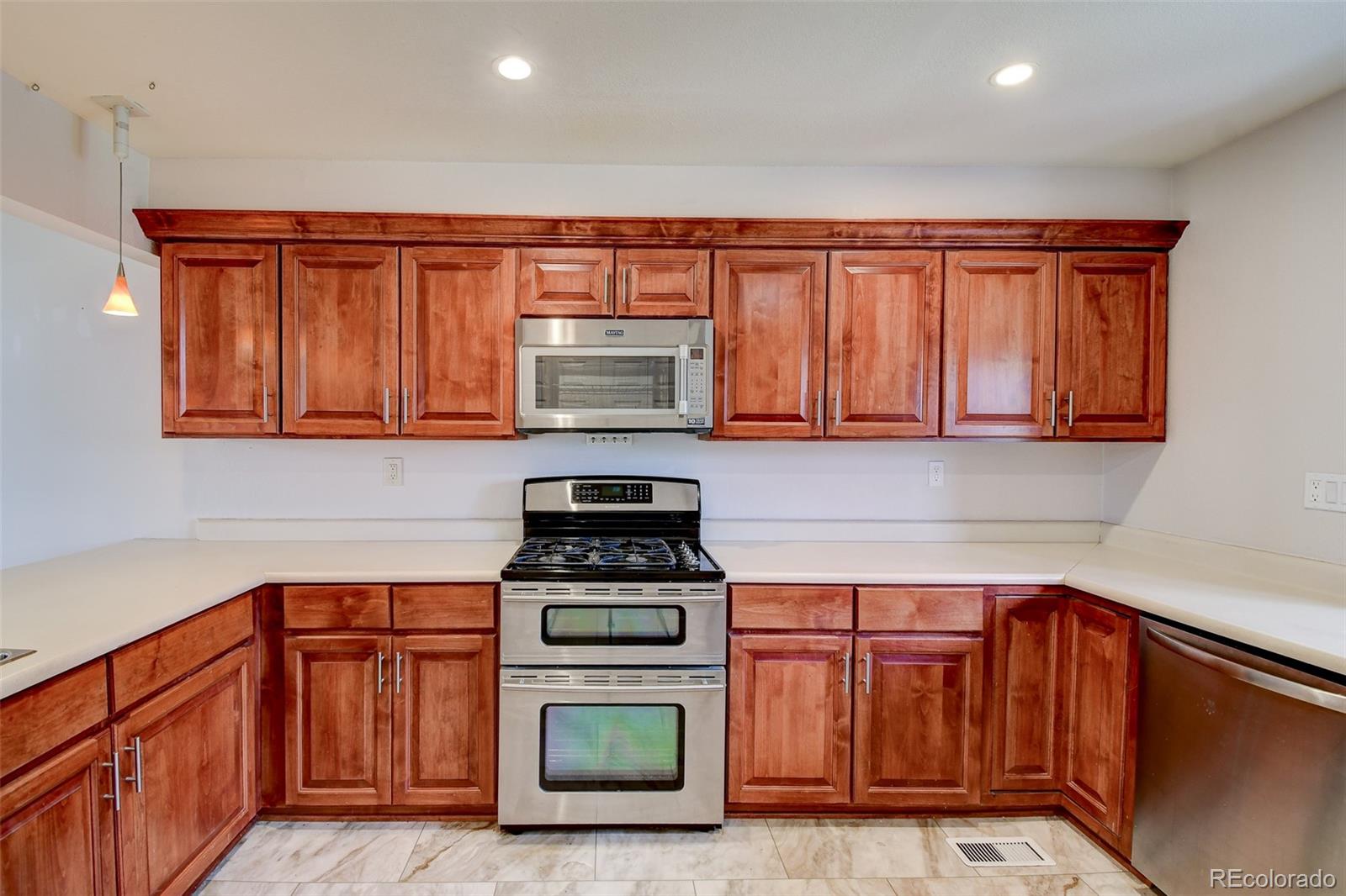 MLS Image #5 for 7857 s university way ,centennial, Colorado