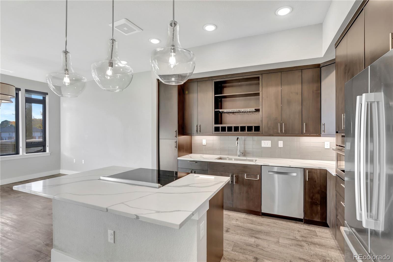 MLS Image #11 for 6618 e lowry boulevard,denver, Colorado