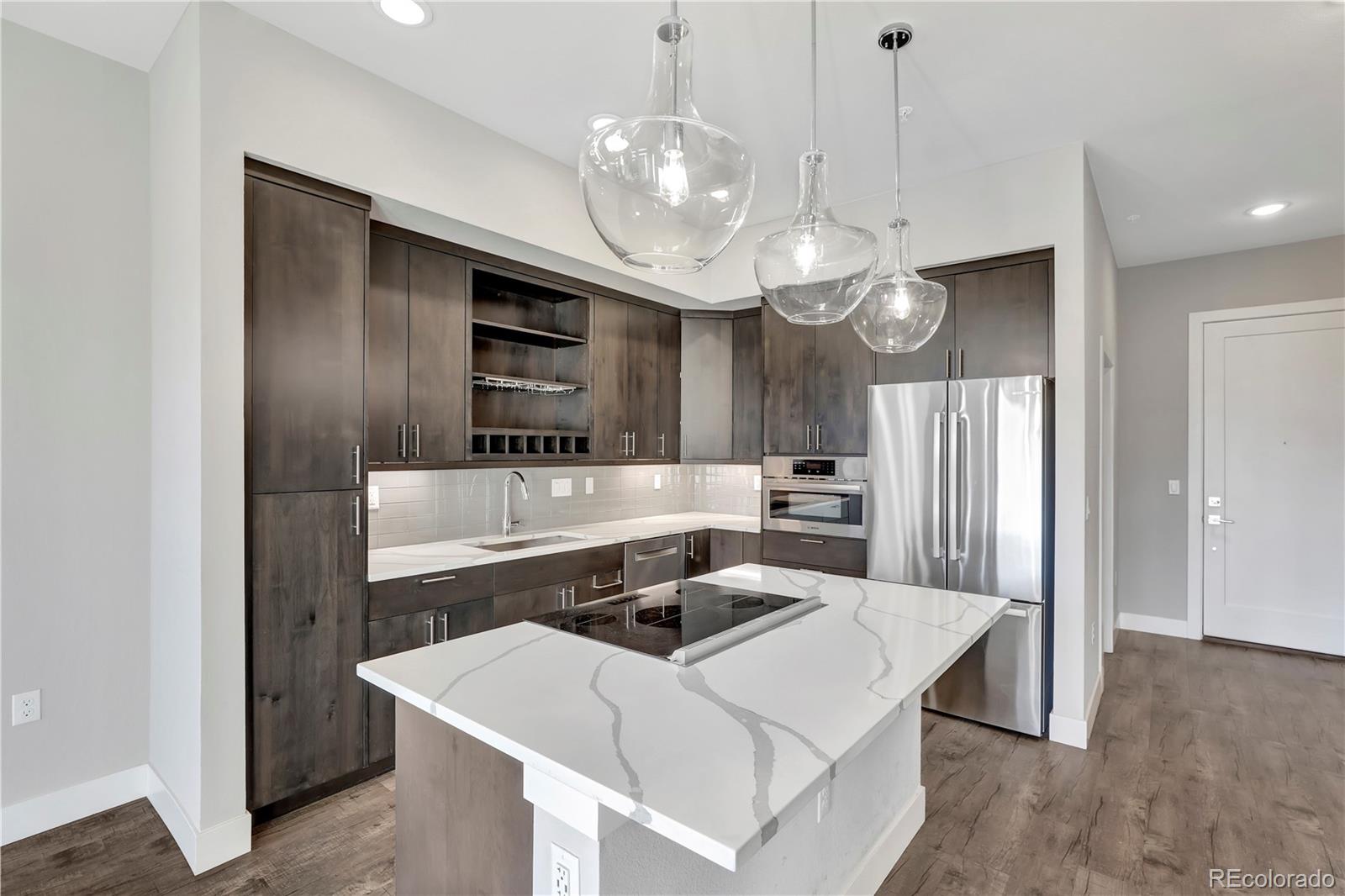 MLS Image #13 for 6618 e lowry boulevard,denver, Colorado