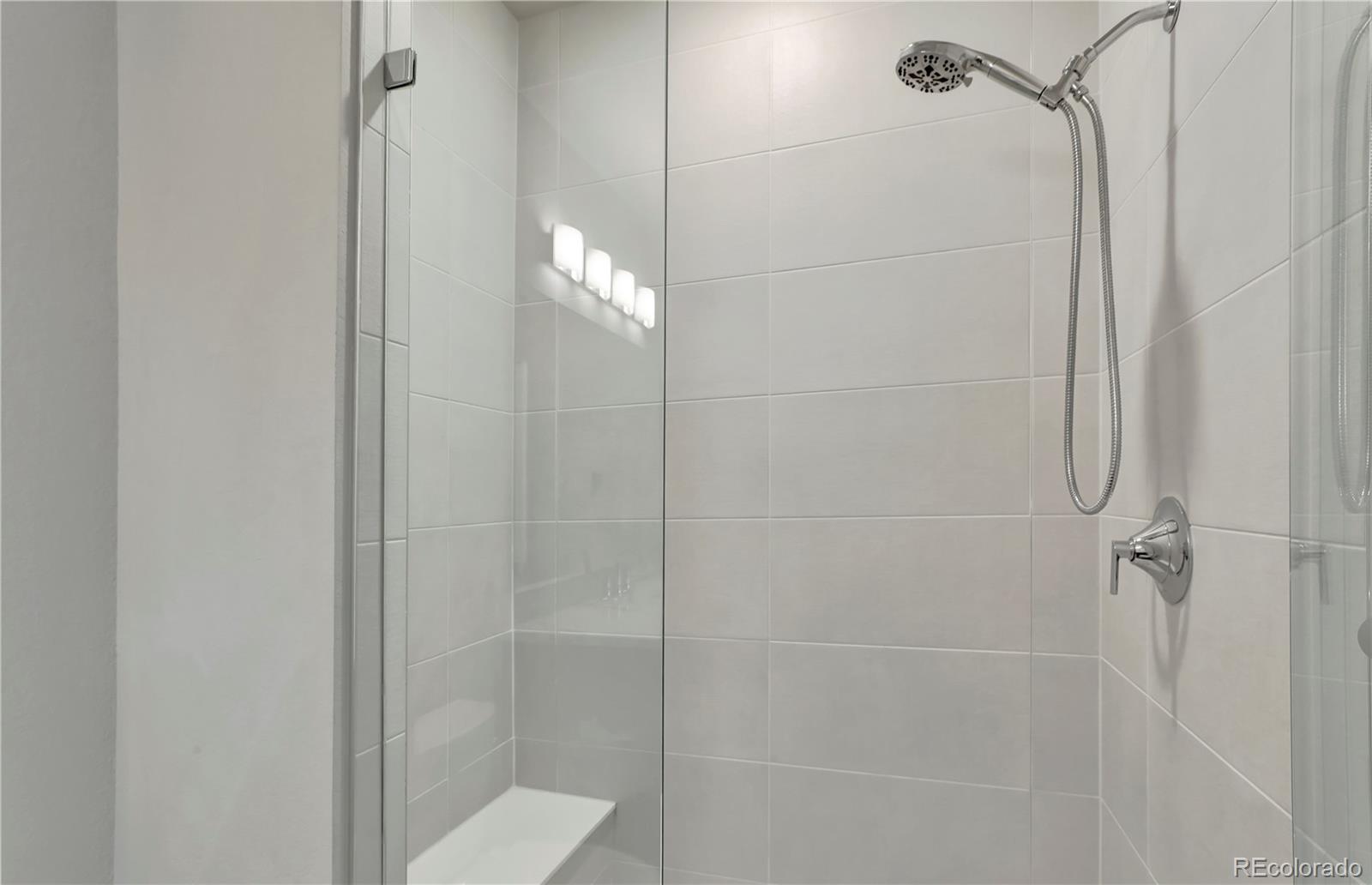 MLS Image #18 for 6618 e lowry boulevard,denver, Colorado