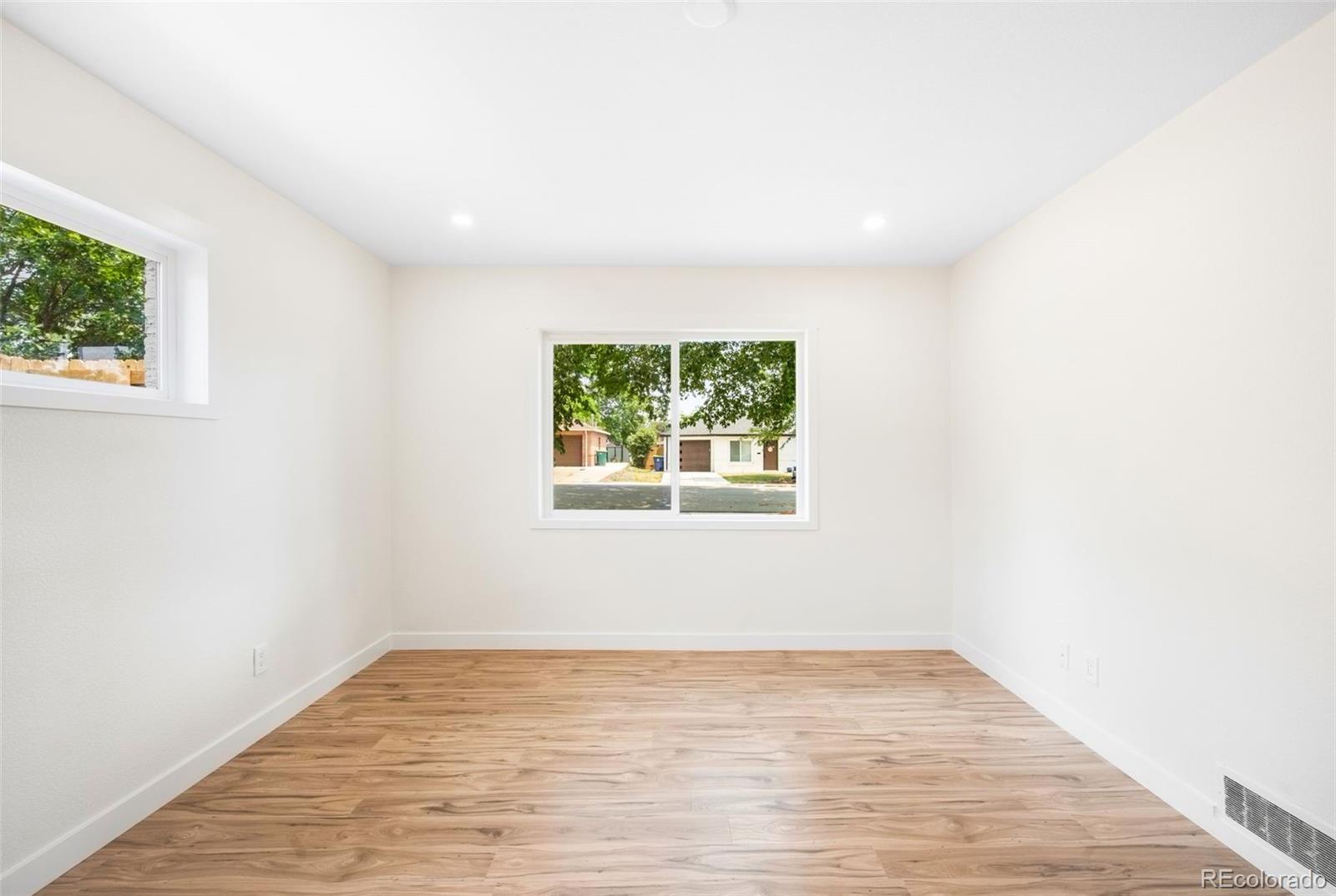 MLS Image #12 for 769  troy court,aurora, Colorado