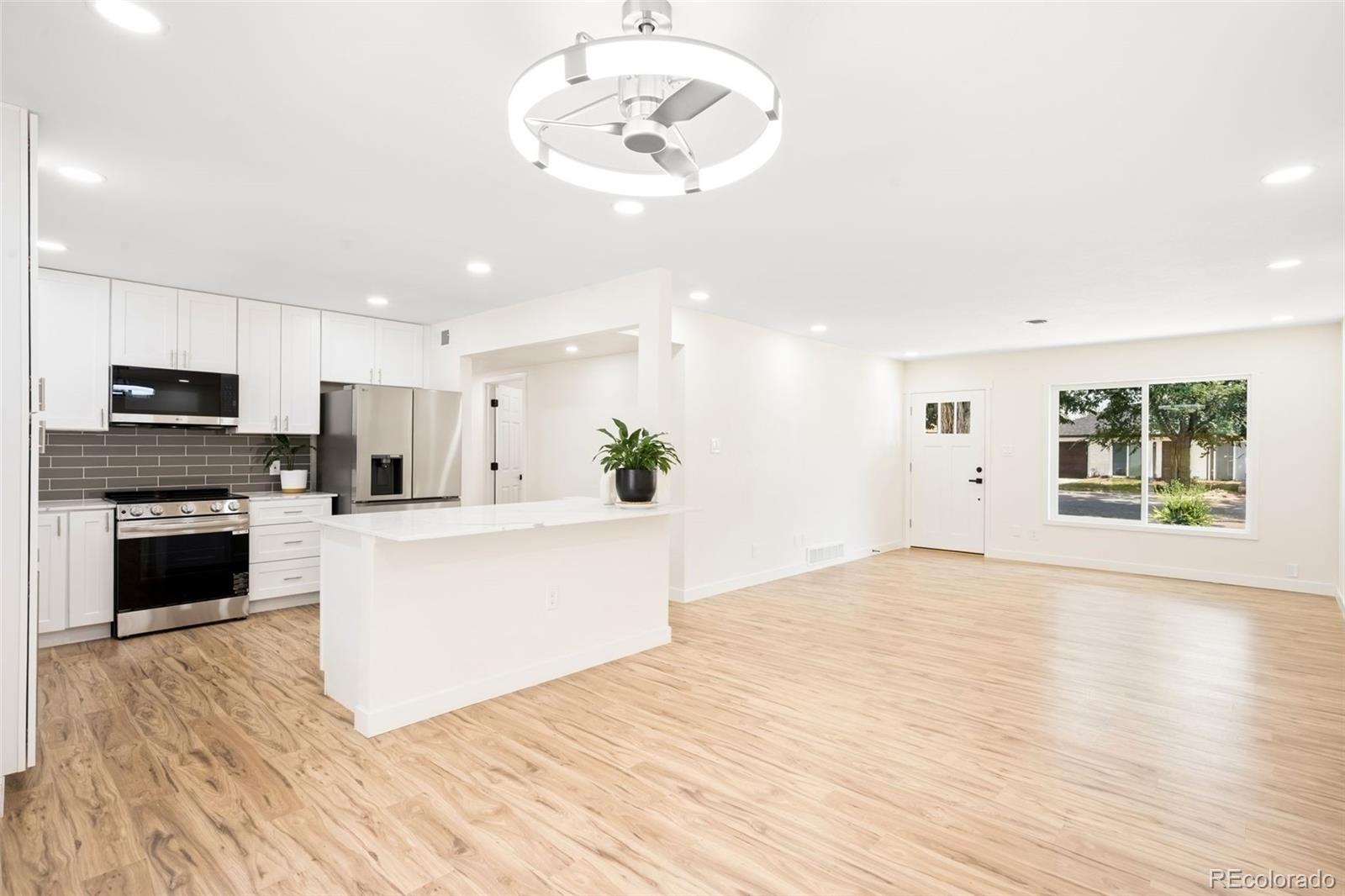 MLS Image #5 for 769  troy court,aurora, Colorado