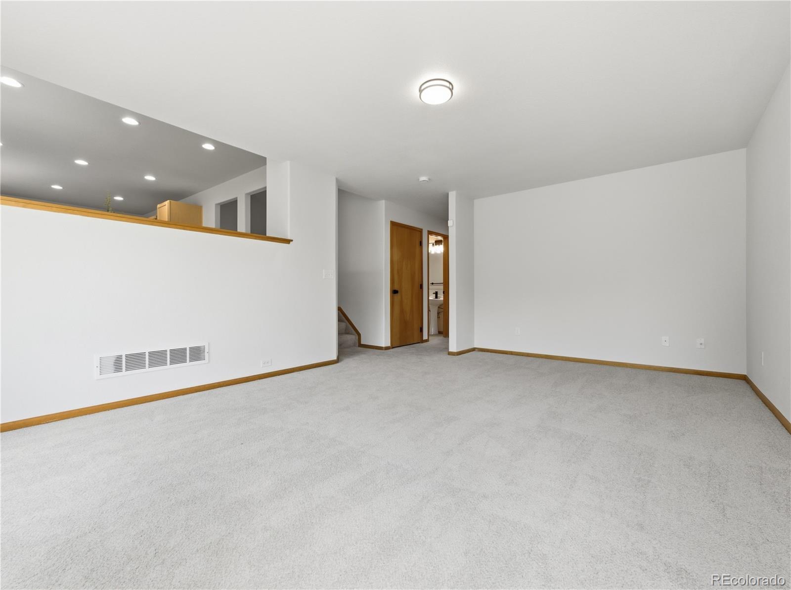 MLS Image #26 for 10024  strathfield lane,littleton, Colorado