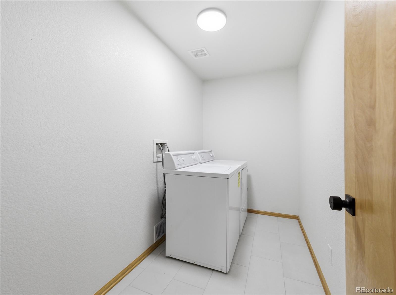 MLS Image #28 for 10024  strathfield lane,littleton, Colorado