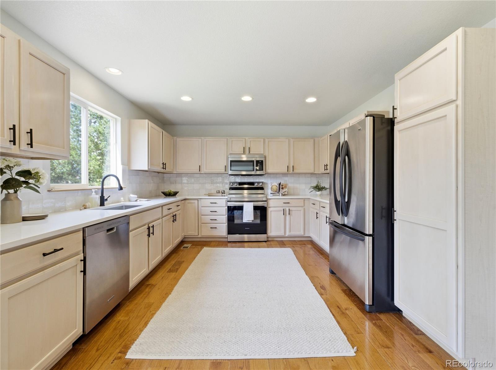 MLS Image #4 for 10024  strathfield lane,littleton, Colorado