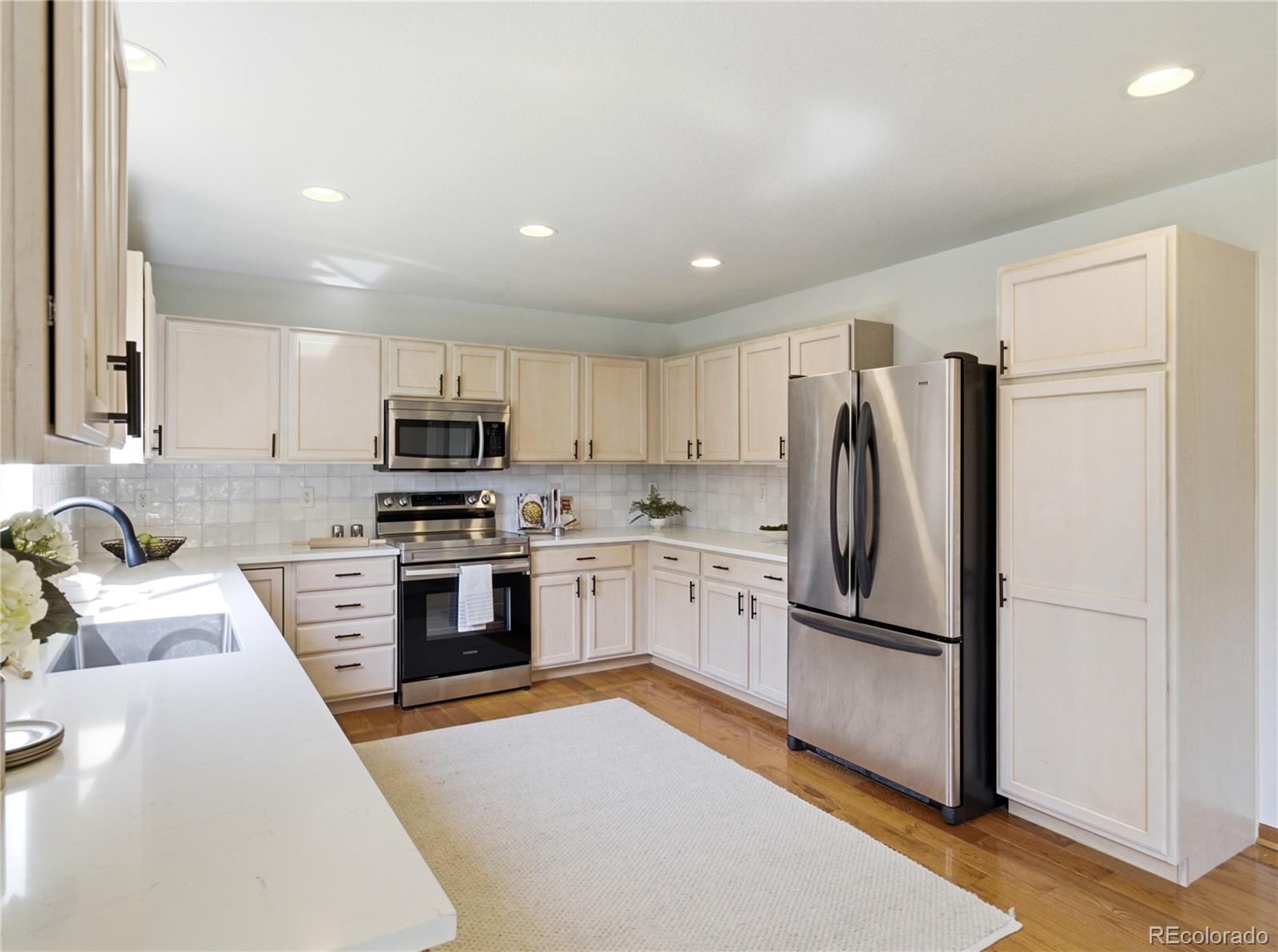 MLS Image #6 for 10024  strathfield lane,littleton, Colorado