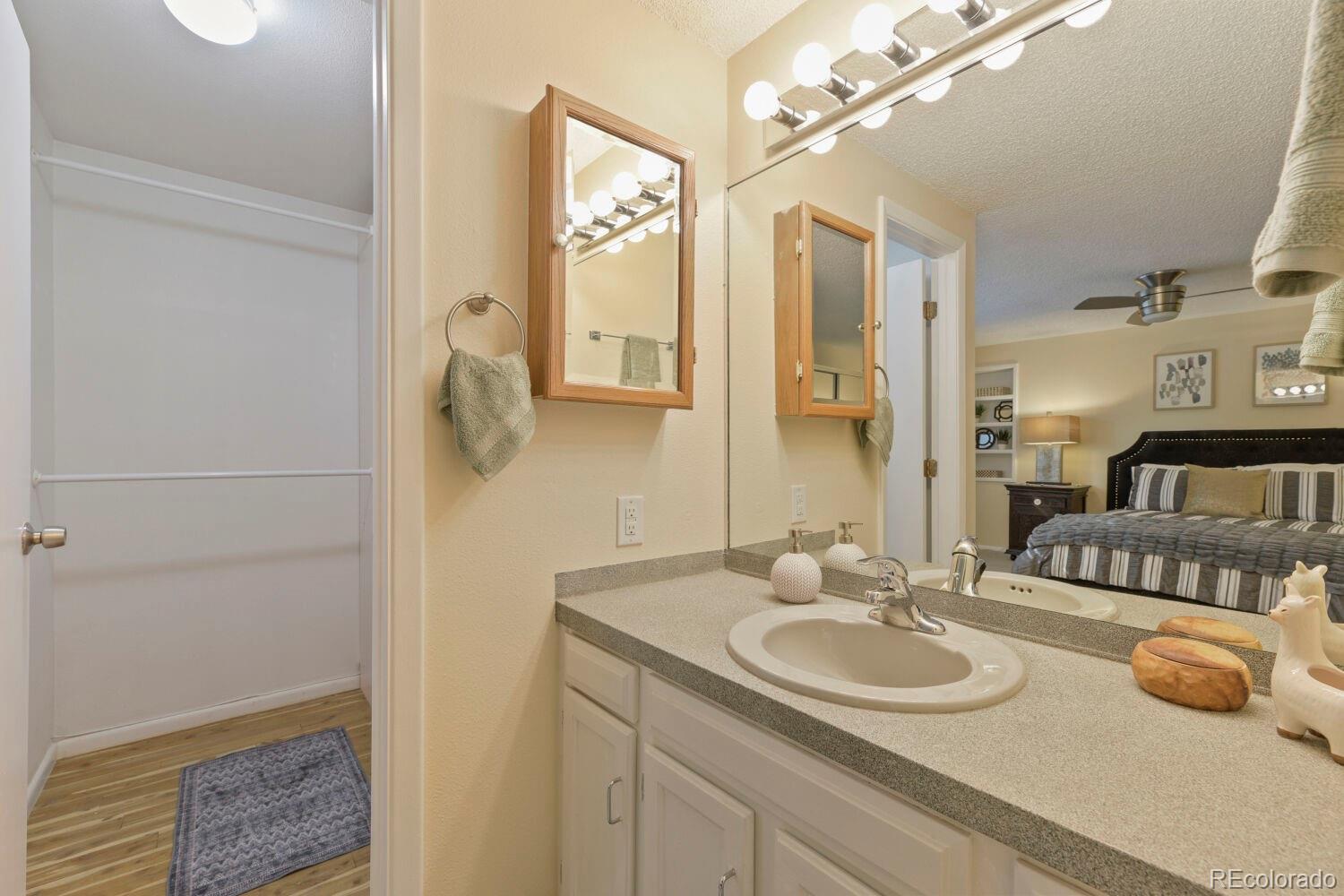 MLS Image #34 for 7304 e mineral place,centennial, Colorado