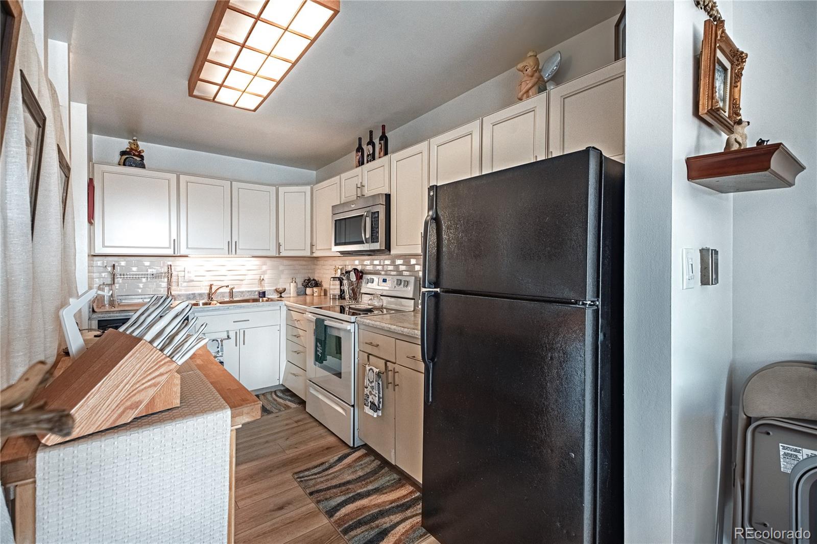 MLS Image #3 for 777  saturn drive 510,colorado springs, Colorado