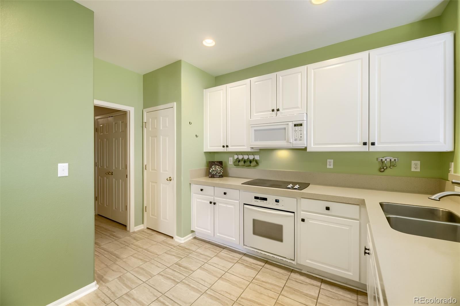MLS Image #4 for 7594  pineridge trail,castle rock, Colorado