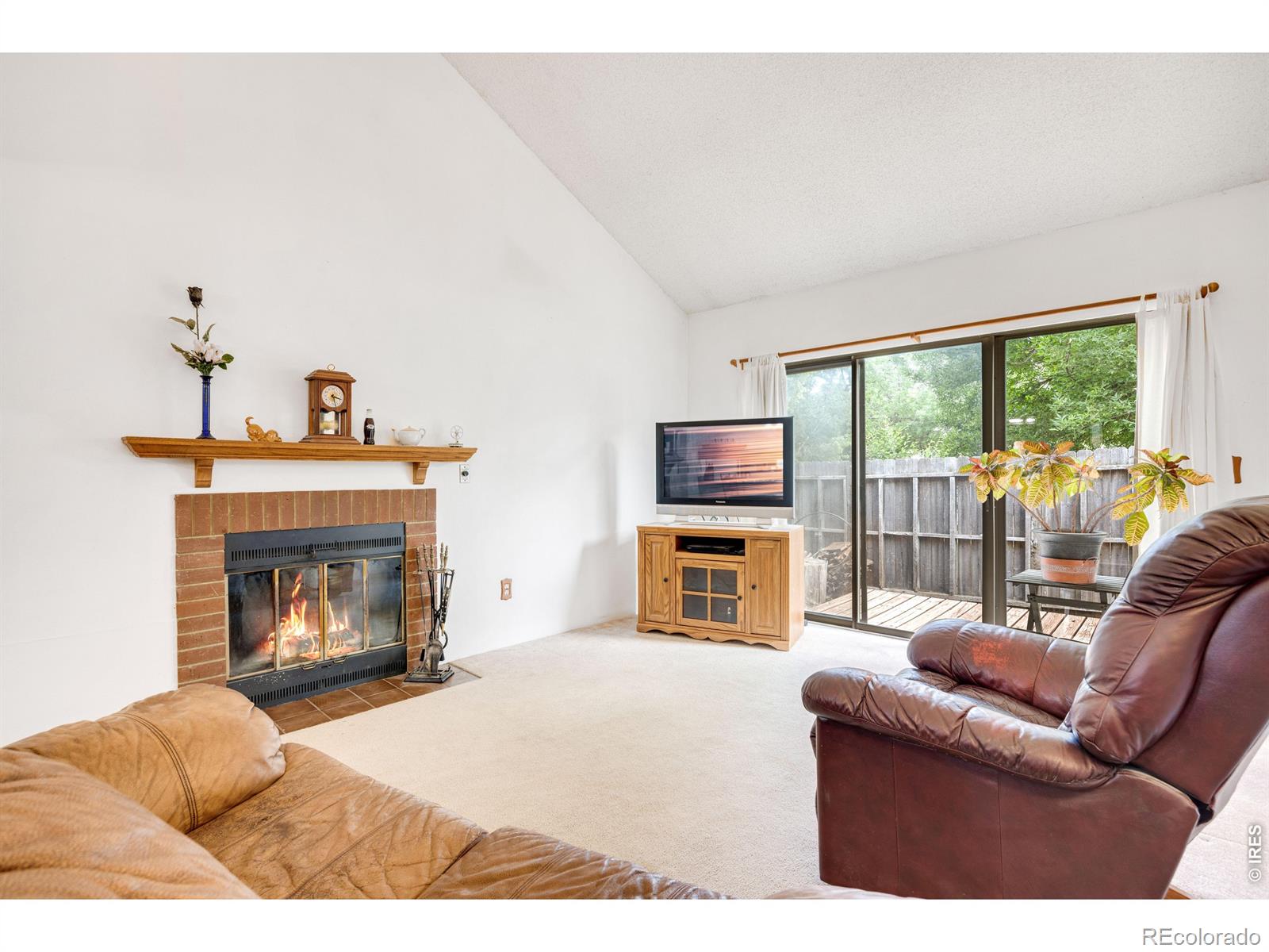 MLS Image #4 for 512  locust grove drive,fort collins, Colorado