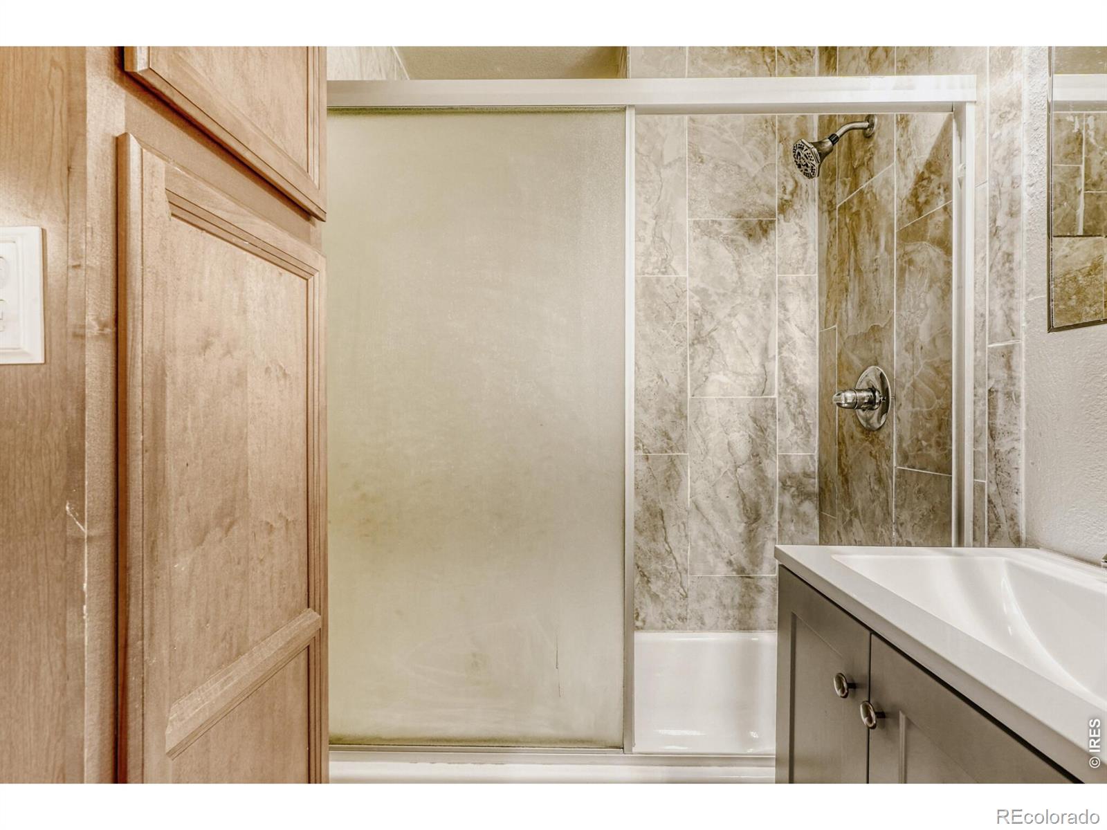 MLS Image #17 for 5291 s sherman street,littleton, Colorado