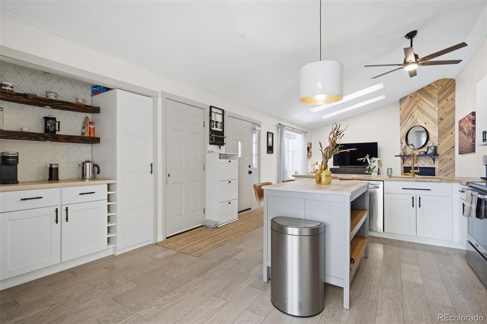 MLS Image #11 for 9574 w elmhurst place,littleton, Colorado