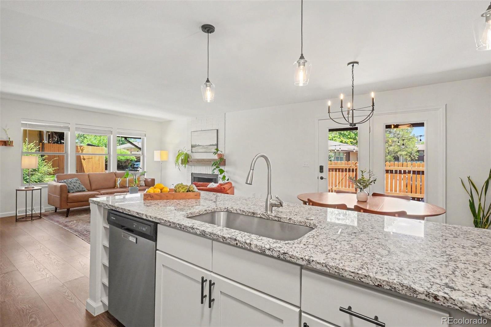 MLS Image #6 for 15176 e jefferson place,aurora, Colorado
