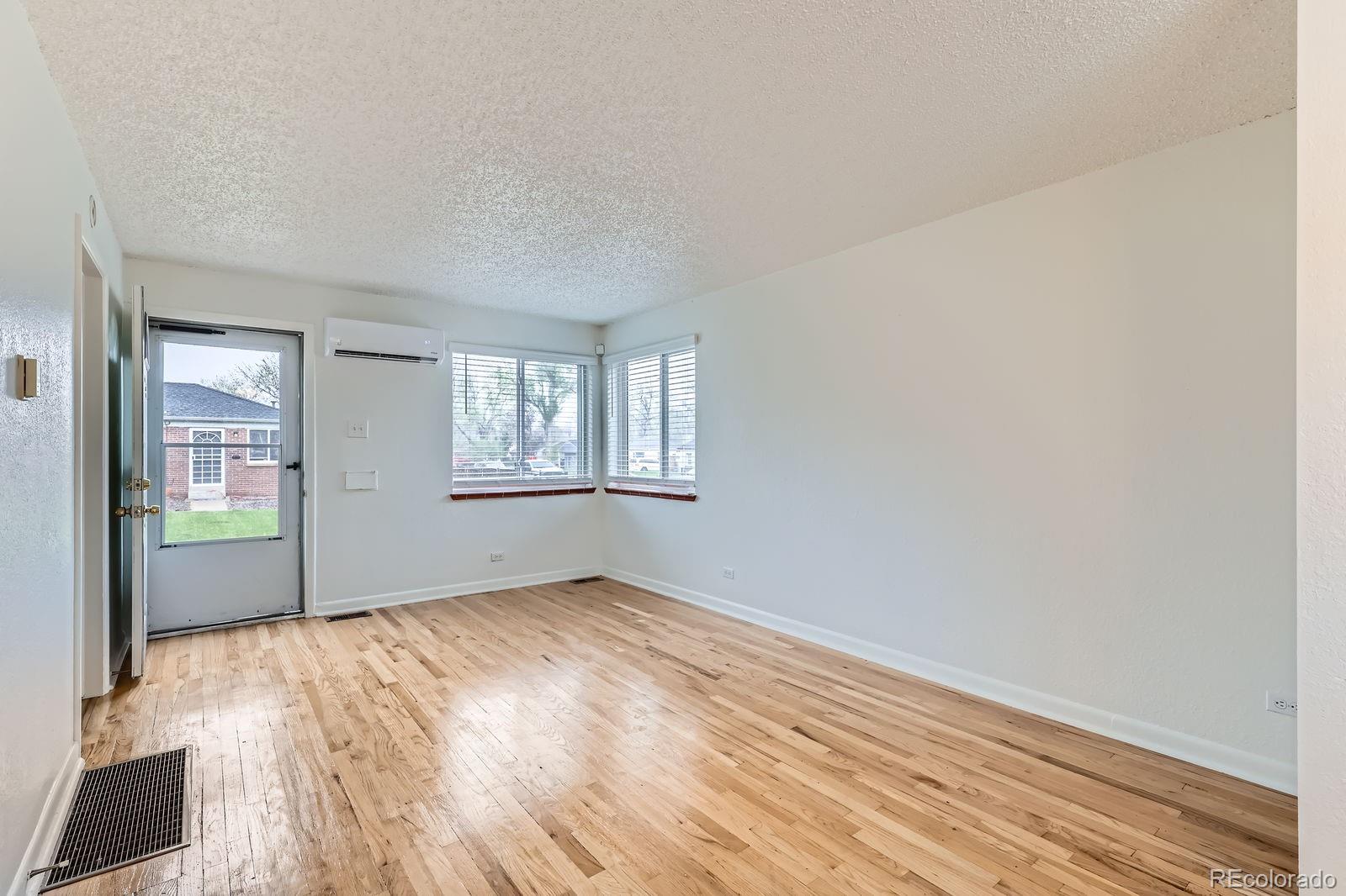 MLS Image #9 for 1525  xenia street,denver, Colorado