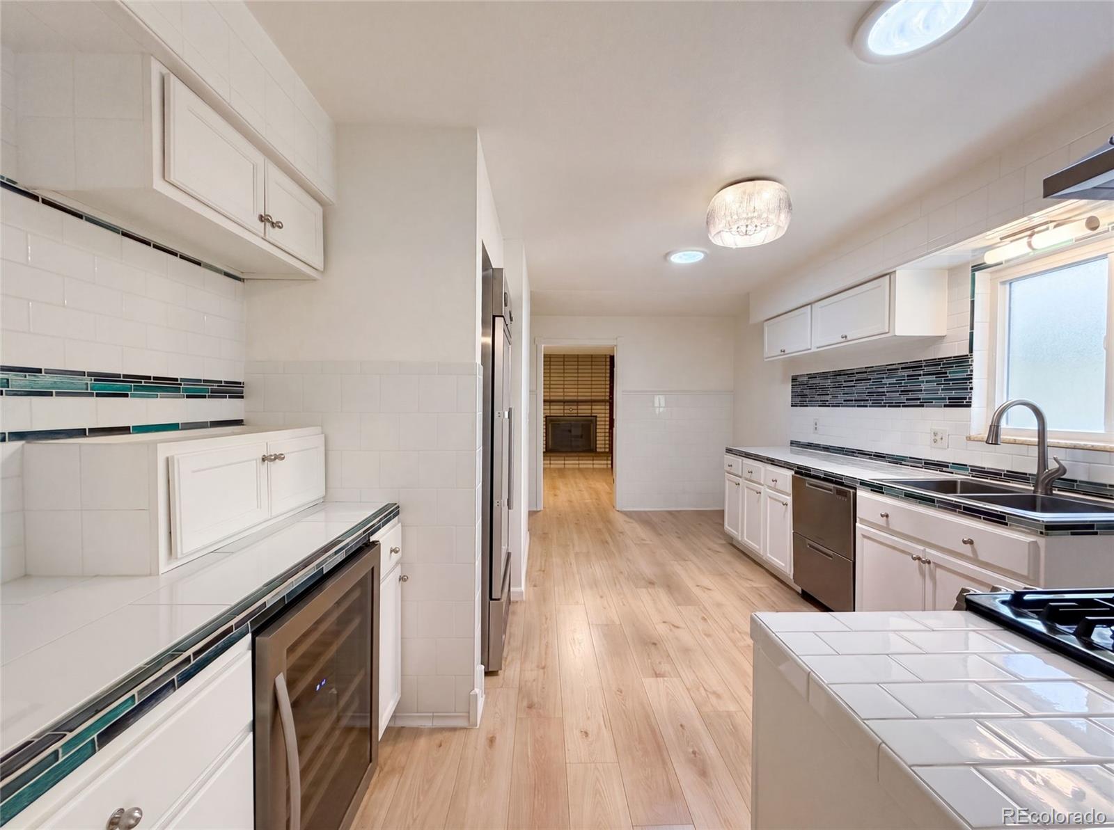 MLS Image #16 for 1307  redwood drive,loveland, Colorado