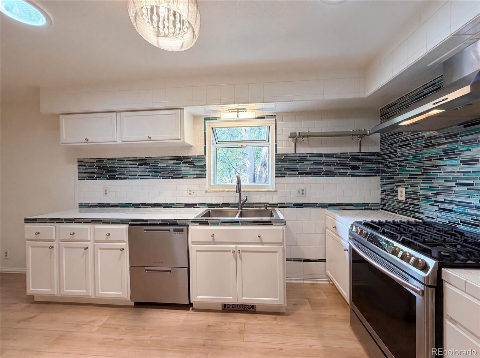 MLS Image #17 for 1307  redwood drive,loveland, Colorado