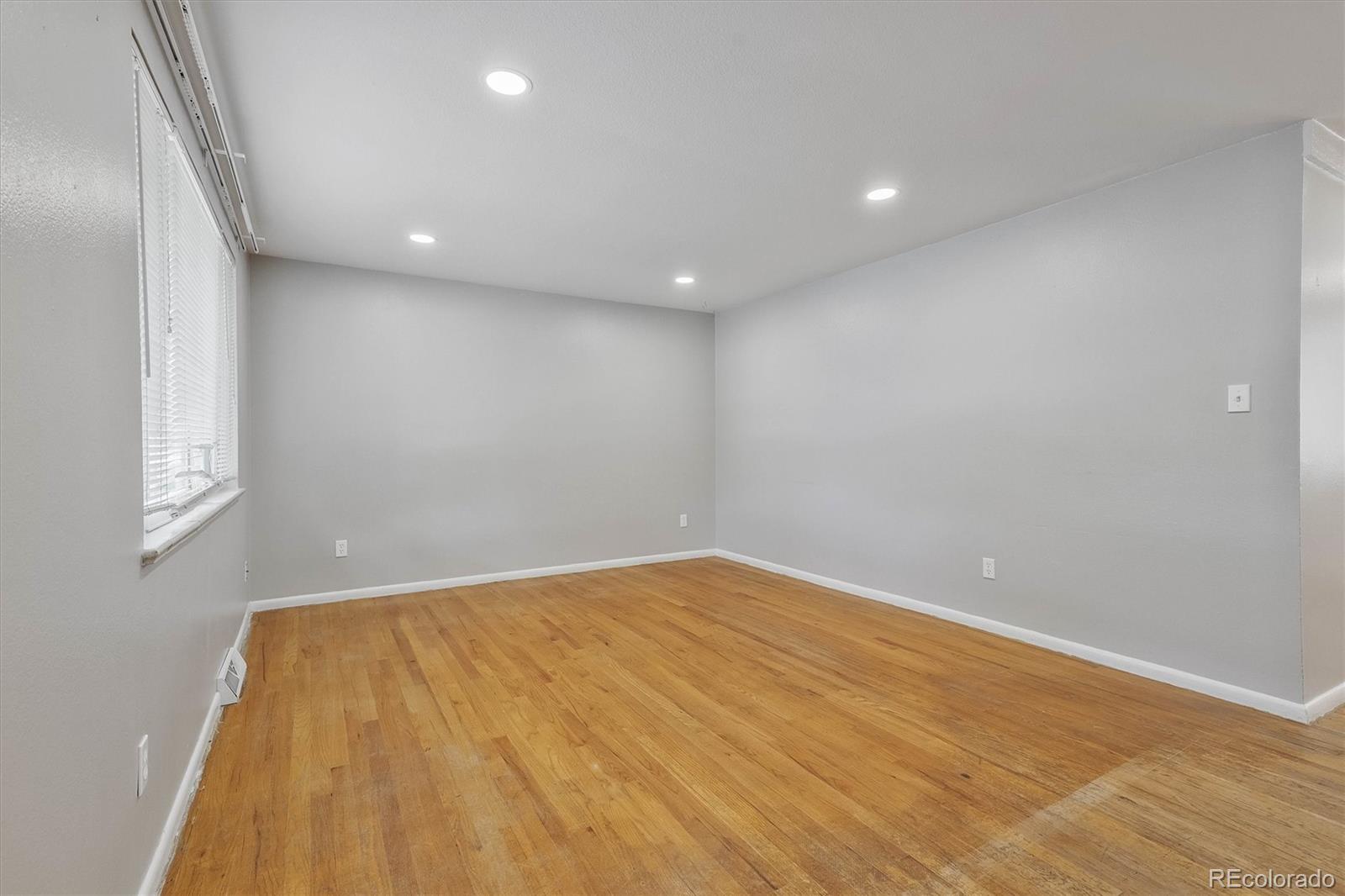 MLS Image #5 for 4200 e fremont avenue,littleton, Colorado
