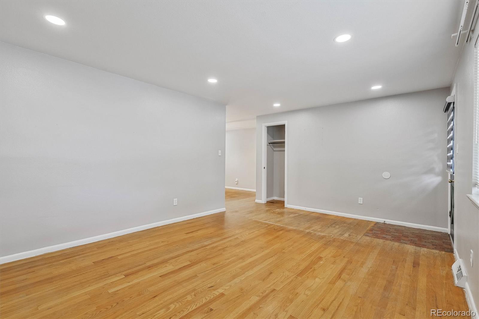 MLS Image #6 for 4200 e fremont avenue,littleton, Colorado