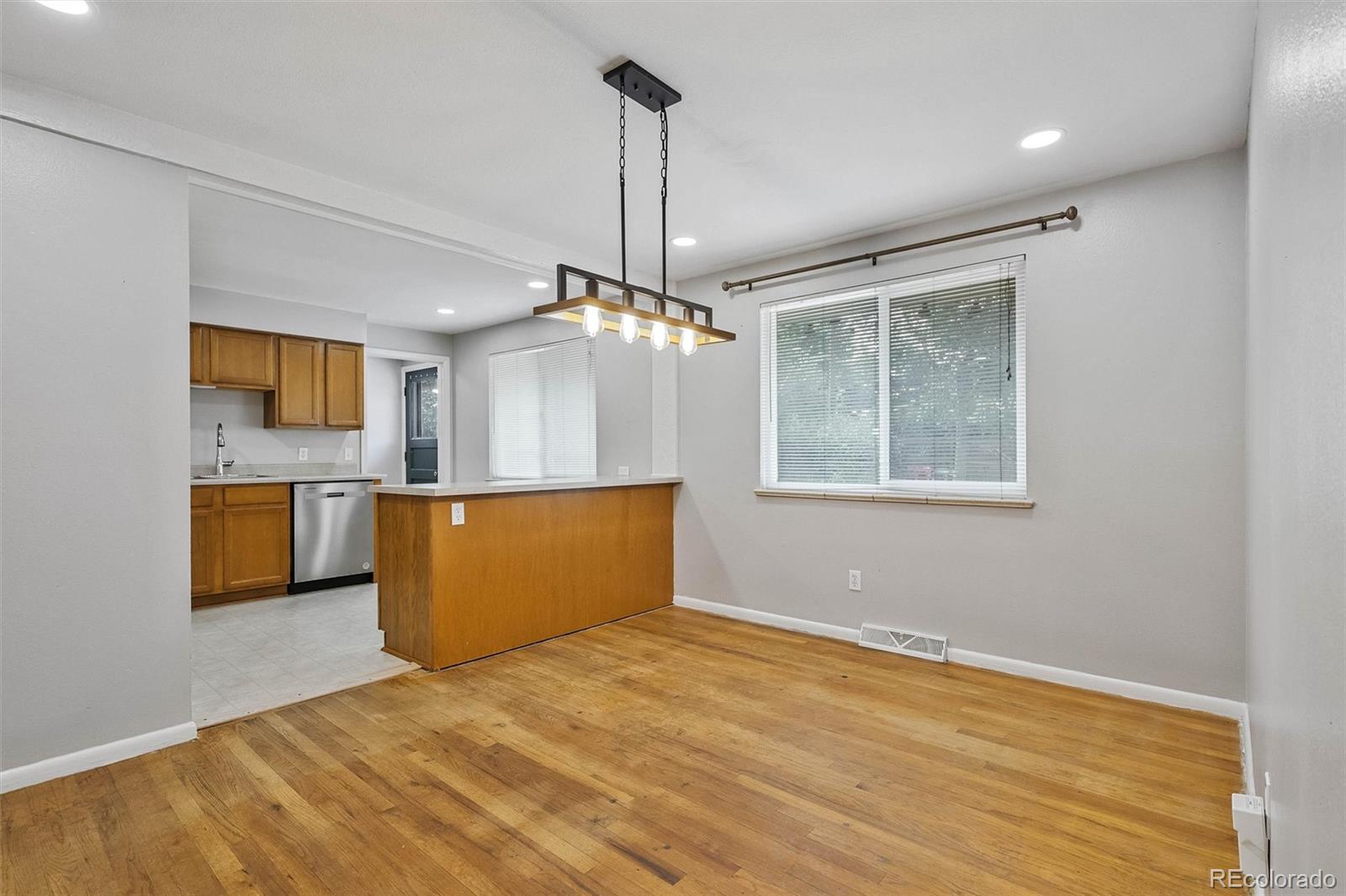 MLS Image #8 for 4200 e fremont avenue,littleton, Colorado