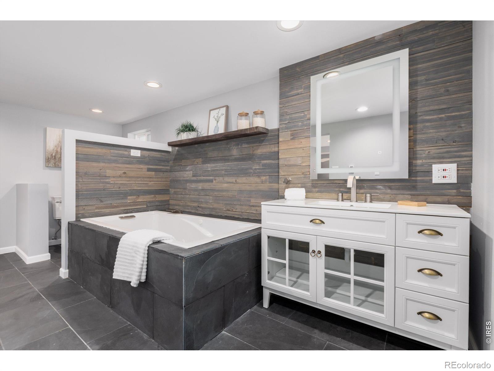 MLS Image #16 for 9525 w 11th avenue,denver, Colorado