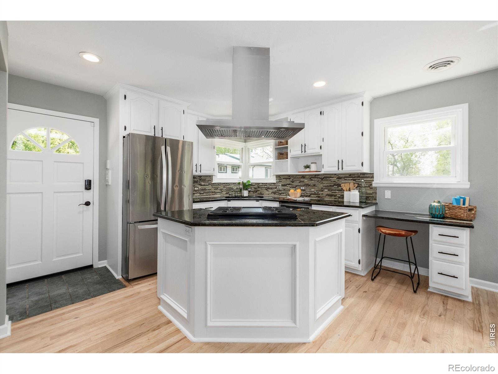 MLS Image #7 for 9525 w 11th avenue,denver, Colorado
