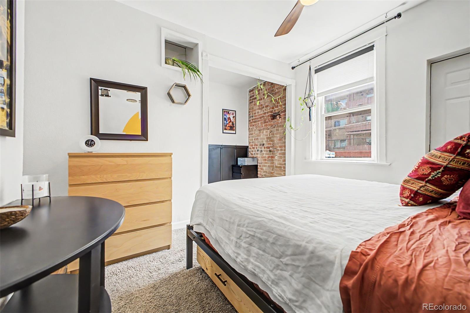 MLS Image #18 for 610 n logan street,denver, Colorado