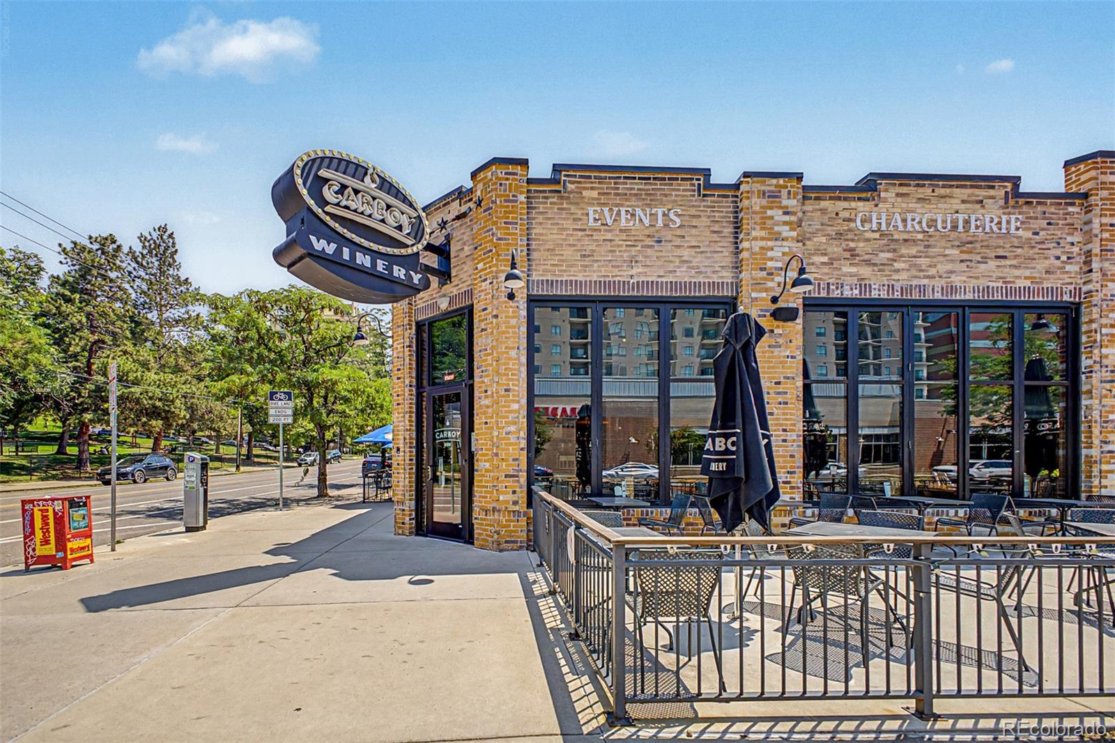 MLS Image #30 for 610 n logan street,denver, Colorado