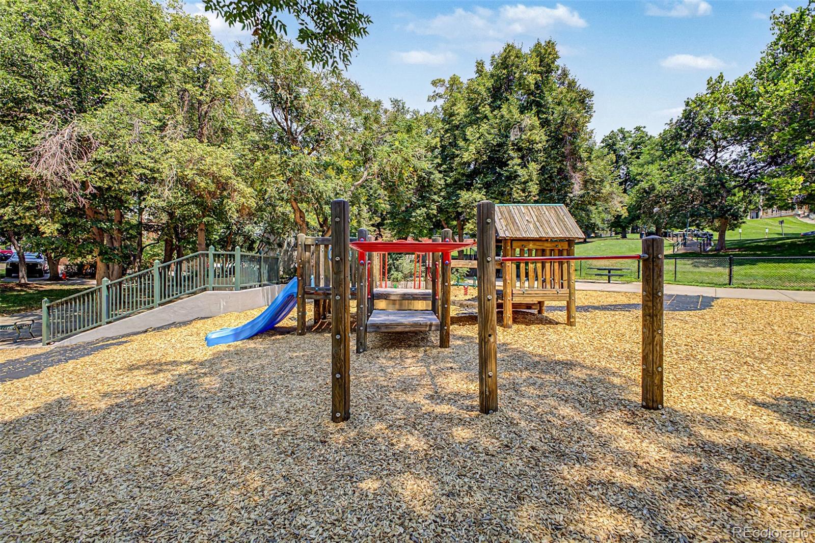MLS Image #32 for 610 n logan street,denver, Colorado