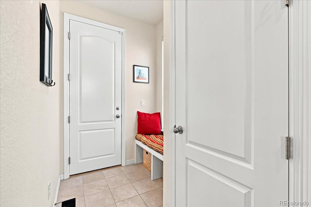 MLS Image #11 for 633  sundance circle,erie, Colorado