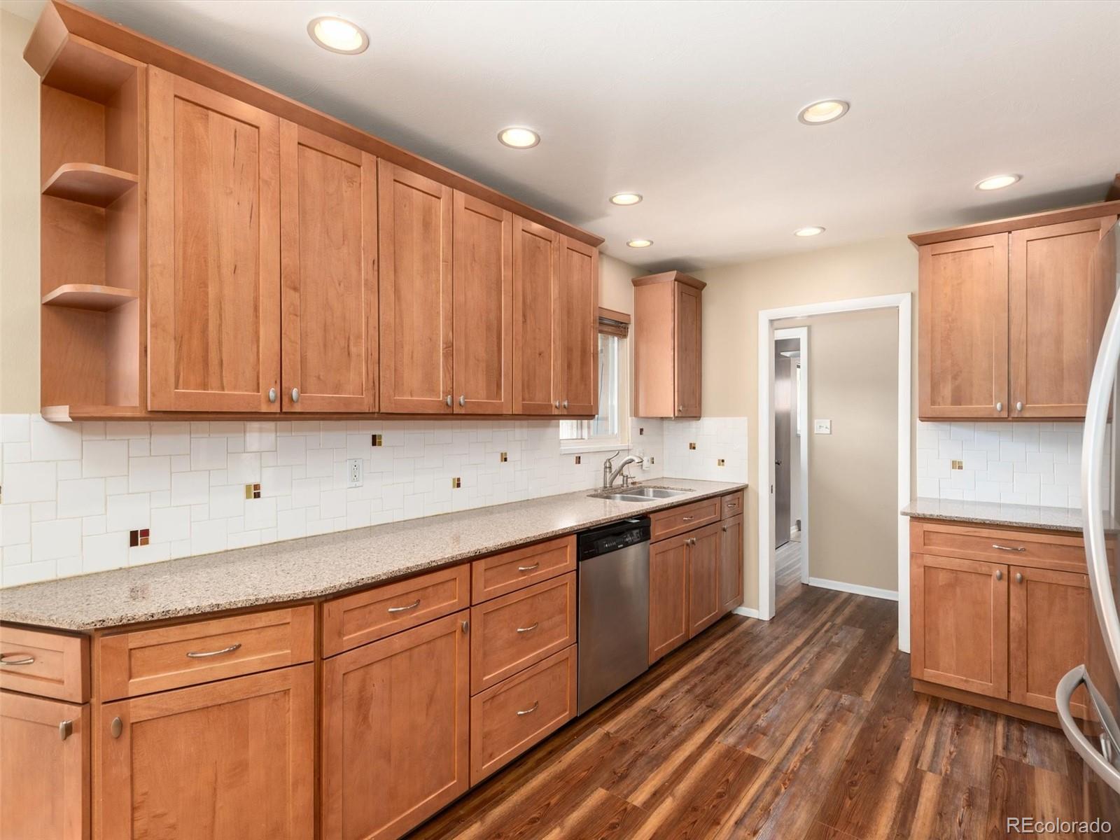 MLS Image #11 for 311 s jasmine street,denver, Colorado
