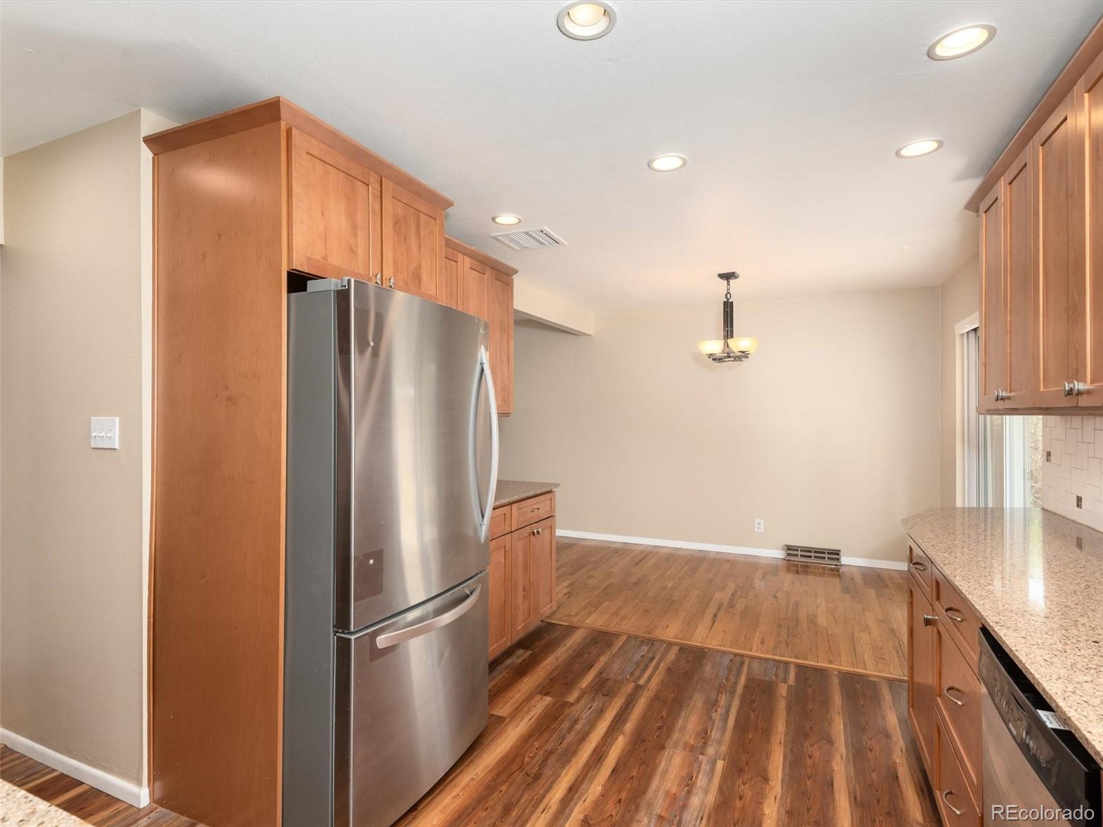 MLS Image #14 for 311 s jasmine street,denver, Colorado