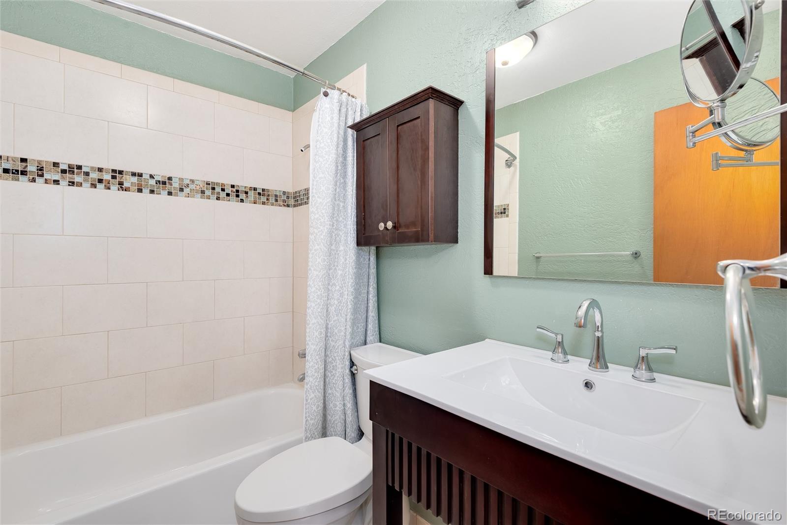 MLS Image #20 for 311 s jasmine street,denver, Colorado