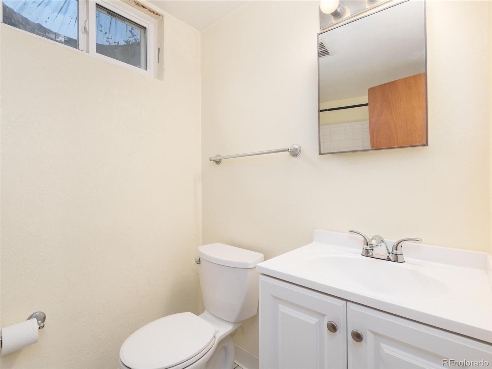 MLS Image #33 for 311 s jasmine street,denver, Colorado